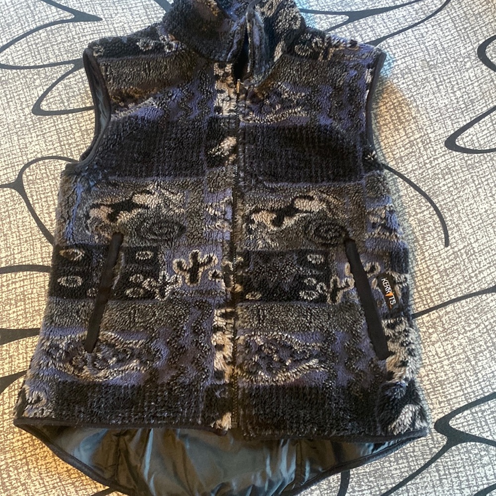 Kerrits on course Aztec vest
